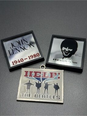 The Beatles "HELP!" Square Pendant with John Lennon Photo pins.